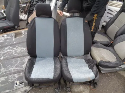 Καθίσματα Εμπρόs Με Αερόσακους για FORD FOCUS (2004 - 2008) Mk2a (DA3 - C307) *Α* Καθίσματα Εμπρόs Με Αερόσακους για FORD FOCUS (2004 - 2008) Mk2a (DA3 - C307) *Α*