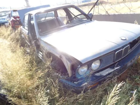Τροπέτο Αμάξι κομπλέ Με Μηχανή Και Σασμάν M 40 B 16 Και Ζαντολάστιχα 185/65/14 για BMW 3 Series (1988 - 1993) (M40) (E30) Sedan - 4dr 1600 (M 40 B 16) Petrol 102 316 i *ΔΒ* Τροπέτο Αμάξι κομπλέ Με Μηχανή Και Σασμάν M 40 B 16 Και Ζαντολάστιχα 185/65/14 για BMW 3 Series (1988 - 1993) (M40) (E30) Sedan - 4dr 1600 (M 40 B 16) Petrol 102 316 i *ΔΒ*