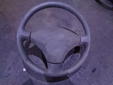 Αερόσακος Εμπρός Οδηγού με Τιμόνι για TOYOTA YARIS (1999 - 2002) (XP10) *Γ* Αερόσακος Εμπρός Οδηγού με Τιμόνι για TOYOTA YARIS (1999 - 2002) (XP10) *Γ*