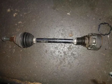 Ημιαξόνιο Εμπρός Αριστερό για VW GOLF (2004 - 2008) Mk5 (1K1) 1600 (BGU) (BSE) (BSF) Petrol 102 Ημιαξόνιο Εμπρός Αριστερό για VW GOLF (2004 - 2008) Mk5 (1K1) 1600 (BGU) (BSE) (BSF) Petrol 102