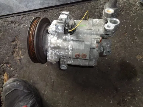 Συμπιεστής A-C (Κομπρέσορας) για NISSAN MICRA (2003 - 2005) (K12) Συμπιεστής A-C (Κομπρέσορας) για NISSAN MICRA (2003 - 2005) (K12)