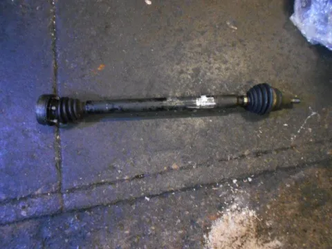 Ημιαξόνιο Εμπρός Δεξί για VW GOLF (1998 - 2004) Mk4 (1J1) 1600 (AEH) (AKL) (APF) Petrol 100 Ημιαξόνιο Εμπρός Δεξί για VW GOLF (1998 - 2004) Mk4 (1J1) 1600 (AEH) (AKL) (APF) Petrol 100