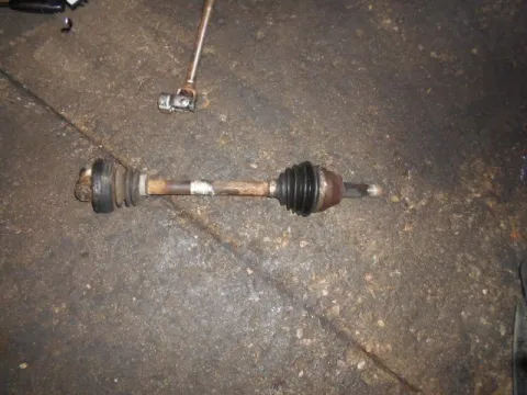 Ημιαξόνιο Εμπρός Αριστερό για FORD FIESTA (2008 - 2012) Mk6 (JA8) Ημιαξόνιο Εμπρός Αριστερό για FORD FIESTA (2008 - 2012) Mk6 (JA8)
