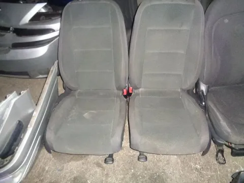 Καθίσματα Εμπρός Με Αερόσακους για VW GOLF (2004 - 2008) Mk5 (1K1) Ηatchback - 5dr *Α* Καθίσματα Εμπρός Με Αερόσακους για VW GOLF (2004 - 2008) Mk5 (1K1) Ηatchback - 5dr *Α*