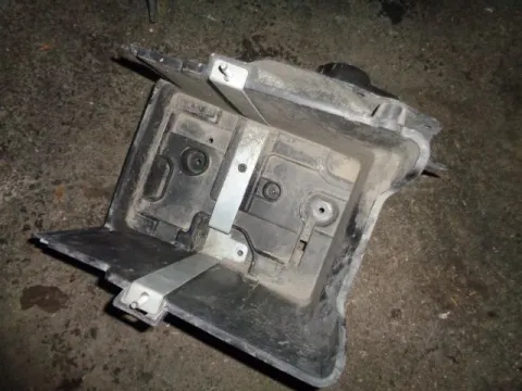 Βάση Μπαταριας για FORD FIESTA (2008 - 2012) Mk6 (JA8) *Δ* Βάση Μπαταριας για FORD FIESTA (2008 - 2012) Mk6 (JA8) *Δ*