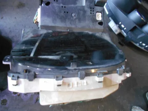 Κοντέρ για TOYOTA YARIS (1999 - 2002) (XP10) Κοντέρ για TOYOTA YARIS (1999 - 2002) (XP10)