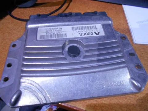 Εγκέφαλος Κινητήρα 8200387138 για RENAULT MEGANE (2002 - 2005) (LM) (KM) (EM) (CM) ΤΕΛΑΡΟ 12*244798 Εγκέφαλος Κινητήρα 8200387138 για RENAULT MEGANE (2002 - 2005) (LM) (KM) (EM) (CM) ΤΕΛΑΡΟ 12*244798