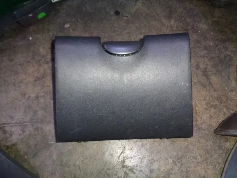 Ντουλαπάκι για TOYOTA YARIS VERSO (1999 - 2002) (XP20) , (2002 - 2004) (XP20) *Γ* Ντουλαπάκι για TOYOTA YARIS VERSO (1999 - 2002) (XP20) , (2002 - 2004) (XP20) *Γ*