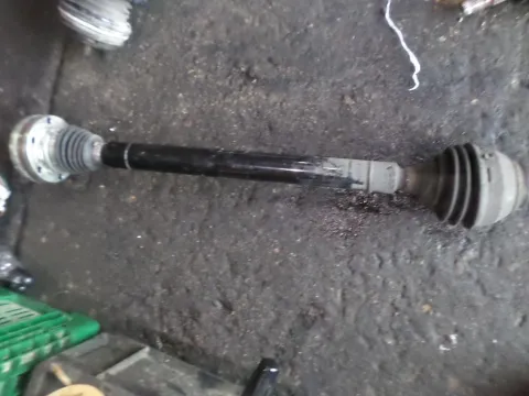 Ημιαξόνιο Εμπρός Δεξί για VW GOLF (2009 - 2013) Mk6 (5K1) Ημιαξόνιο Εμπρός Δεξί για VW GOLF (2009 - 2013) Mk6 (5K1)