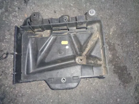 Βάση Μπαταρίας για VW POLO (2002 - 2005) (9N) , (2005 - 2009) (9N3 )  *Δ* Βάση Μπαταρίας για VW POLO (2002 - 2005) (9N) , (2005 - 2009) (9N3 )  *Δ*