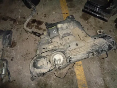 Δεξαμενή Καυσίμου (Ρεζερβουάρ) για RENAULT FLUENCE (2009 - 2013) 1.5 L DIESEL  *ΔΒ* Δεξαμενή Καυσίμου (Ρεζερβουάρ) για RENAULT FLUENCE (2009 - 2013) 1.5 L DIESEL  *ΔΒ*