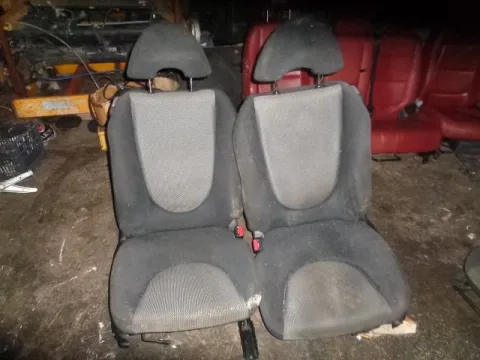 Καθίσματα Εμπρός Με Αερόσακους για HONDA JAZZ (2002 - 2005) (GD) *Α* Καθίσματα Εμπρός Με Αερόσακους για HONDA JAZZ (2002 - 2005) (GD) *Α*
