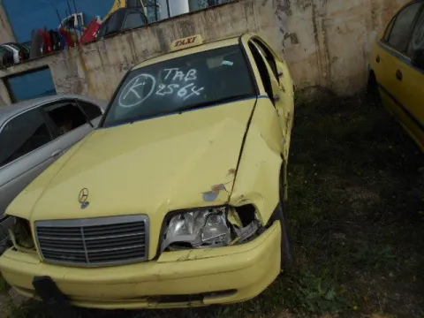 Τροπέτο Αμάξι κομπλέ Δεν Έχει Μηχανή Και Σασμάν Έχει Ζαντολάστιχα 195/65/15 για MERCEDES C - CLASS (1993 - 1995) (W202) 2200cc Diesel  *ΔΒ* Τροπέτο Αμάξι κομπλέ Δεν Έχει Μηχανή Και Σασμάν Έχει Ζαντολάστιχα 195/65/15 για MERCEDES C - CLASS (1993 - 1995) (W202) 2200cc Diesel  *ΔΒ*