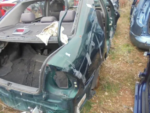 Τροπέτο Πίσω Με Άξονα Με Θόλους Και Σασί για TOYOTA COROLLA (2002 - 2004) (E120) Sedan - 4dr (KM28) *ΔΒ* -  Τροπέτο Πίσω Με Άξονα Με Θόλους Και Σασί για TOYOTA COROLLA (2002 - 2004) (E120) Sedan - 4dr (KM28) *ΔΒ* -