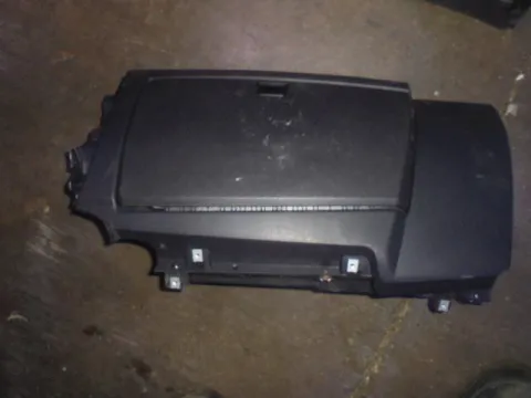 Ντουλαπάκι για BMW 1 Series (2004 - 2007) (E87) *Γ* Ντουλαπάκι για BMW 1 Series (2004 - 2007) (E87) *Γ*