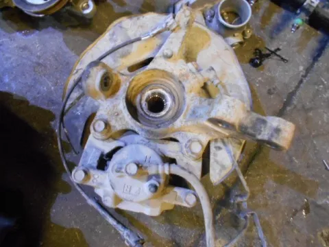 Ακραξόνιο Εμπρός Αριστερό Με ABS για TOYOTA COROLLA (2002 - 2004) (E120) Ακραξόνιο Εμπρός Αριστερό Με ABS για TOYOTA COROLLA (2002 - 2004) (E120)