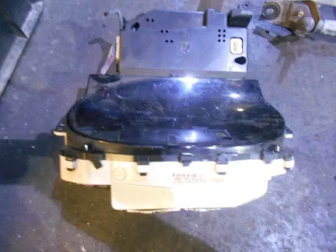 Κοντέρ για TOYOTA YARIS (1999 - 2002) (XP10) Κοντέρ για TOYOTA YARIS (1999 - 2002) (XP10)