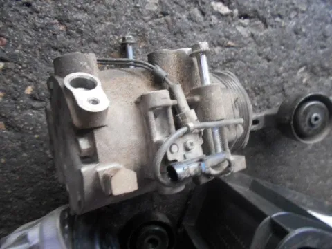 Συμπιεστής A-C (Κομπρέσορας) για SUZUKI GRAND VITARA (2006 - 2009) (JB) Συμπιεστής A-C (Κομπρέσορας) για SUZUKI GRAND VITARA (2006 - 2009) (JB)