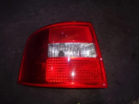 Φανάρι Πίσω Αριστερό για AUDI A6 (2001 - 2004) (4B) S-Wagon - 5dr , (1998 - 2001) (4B)  Φανάρι Πίσω Αριστερό για AUDI A6 (2001 - 2004) (4B) S-Wagon - 5dr , (1998 - 2001) (4B)