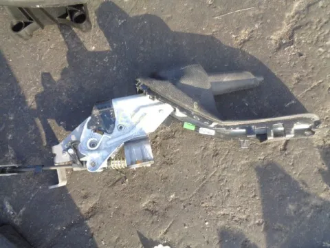 Καστάνια Χειροφρένου για BMW 3 Series (2005 - 2008) (E90-1-2-3)**Δ** Καστάνια Χειροφρένου για BMW 3 Series (2005 - 2008) (E90-1-2-3)**Δ**