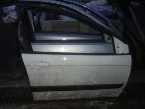 Πόρτα Εμπρός Δεξιά για CITROEN C5 (2004 - 2008) (RC) (RE) Break - S-Wagon - 5dr , Hatchback - 5dr *Γ* Πόρτα Εμπρός Δεξιά για CITROEN C5 (2004 - 2008) (RC) (RE) Break - S-Wagon - 5dr , Hatchback - 5dr *Γ*