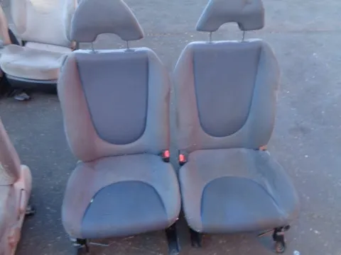 Καθίσματα Εμπρός για HONDA JAZZ (2002 - 2005) (GD) *Α* Καθίσματα Εμπρός για HONDA JAZZ (2002 - 2005) (GD) *Α*