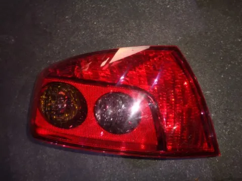 Φανάρι Πίσω Αριστερό Λίγο Ραγισμένο για PEUGEOT 407 (2004 - 2008) (6D_) Sedan - 4dr Φανάρι Πίσω Αριστερό Λίγο Ραγισμένο για PEUGEOT 407 (2004 - 2008) (6D_) Sedan - 4dr