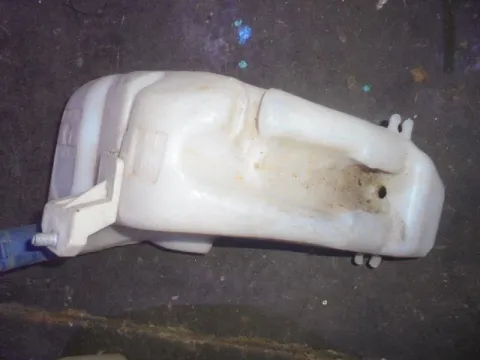 Δοχείο Υαλοκαθαριστήρων Χωρίς Μοτέρ για FIAT PUNTO (1994 - 1999) (176) Δοχείο Υαλοκαθαριστήρων Χωρίς Μοτέρ για FIAT PUNTO (1994 - 1999) (176)