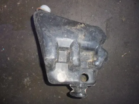 Δοχείο Υαλοκαθαριστήρων Χωρίς Μοτέρ για PEUGEOT 106 (1996 - 2003) Δοχείο Υαλοκαθαριστήρων Χωρίς Μοτέρ για PEUGEOT 106 (1996 - 2003)