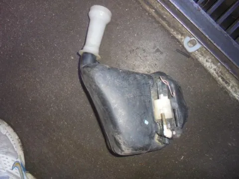 Δοχείο Υαλοκαθαριστήρων Με Μοτέρ για CITROEN SAXO (1996 - 1999) (S) , (1999 - 2002) (S) Δοχείο Υαλοκαθαριστήρων Με Μοτέρ για CITROEN SAXO (1996 - 1999) (S) , (1999 - 2002) (S)