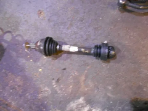 Ημιαξόνιο Εμπρός Αριστερό για FORD FOCUS (2004 - 2008) Mk2a (DA3 - C307) Ημιαξόνιο Εμπρός Αριστερό για FORD FOCUS (2004 - 2008) Mk2a (DA3 - C307)