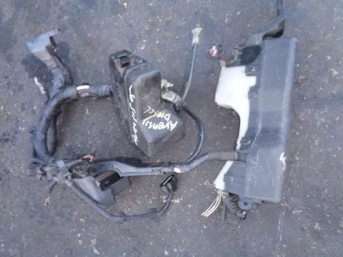 Ασφαλειοθήκη Μηχανής για TOYOTA AVENSIS (2003 - 2006) (T250) 2000 1CD-FTV diesel 116 D-4D *Δ* Ασφαλειοθήκη Μηχανής για TOYOTA AVENSIS (2003 - 2006) (T250) 2000 1CD-FTV diesel 116 D-4D *Δ*
