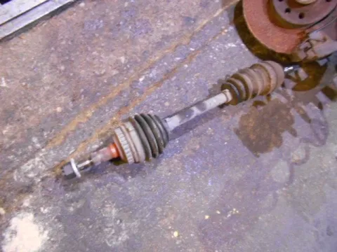 Ημιαξόνιο Εμπρός Αριστερό Με ABS για OPEL VECTRA (1996 - 1998) B Ημιαξόνιο Εμπρός Αριστερό Με ABS για OPEL VECTRA (1996 - 1998) B