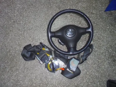 Σετ Αερόσακων Εμπρός Με Καπάκι (με Ταμπλό) Χ.Ροζέτα για TOYOTA YARIS (2003 - 2005) (XP10) *Γ* Σετ Αερόσακων Εμπρός Με Καπάκι (με Ταμπλό) Χ.Ροζέτα για TOYOTA YARIS (2003 - 2005) (XP10) *Γ*