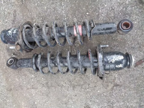 Αμορτισέρ Πίσω Δεξί και Αριστερό Σετ για TOYOTA COROLLA (2002 - 2004) (E120) , (2004 - 2007) (E120) *Δ* Αμορτισέρ Πίσω Δεξί και Αριστερό Σετ για TOYOTA COROLLA (2002 - 2004) (E120) , (2004 - 2007) (E120) *Δ*