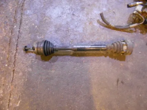 Ημιαξόνιο Εμπρός Αριστερό Με ABS για AUDI A4 (1995 - 1998) (8D) 1600 (ADP)(AHL)(ANA)(ARM) Petrol 100 Ημιαξόνιο Εμπρός Αριστερό Με ABS για AUDI A4 (1995 - 1998) (8D) 1600 (ADP)(AHL)(ANA)(ARM) Petrol 100