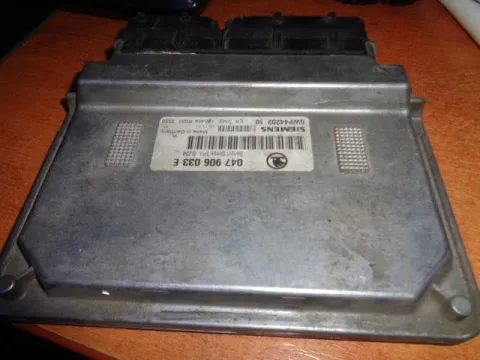 Εγκέφαλος Κινητήρα 047906033E για SKODA FABIA (2000 - 2004) (6Y) 1400 (AZE) (AZF) Petrol 60 V Εγκέφαλος Κινητήρα 047906033E για SKODA FABIA (2000 - 2004) (6Y) 1400 (AZE) (AZF) Petrol 60 V