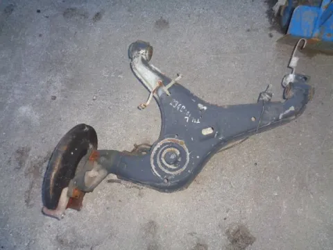 Άκρο Πλήρες Πίσω Αριστερό Με ABS για VW TRANSPORTER (1997 - 2003) (70X) (T4) *Δ* Άκρο Πλήρες Πίσω Αριστερό Με ABS για VW TRANSPORTER (1997 - 2003) (70X) (T4) *Δ*