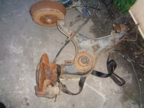 Άκρο Πλήρες Πίσω Αριστερό  για VW TRANSPORTER (1997 - 2003) (70X) (T4) *Δ* Άκρο Πλήρες Πίσω Αριστερό  για VW TRANSPORTER (1997 - 2003) (70X) (T4) *Δ*