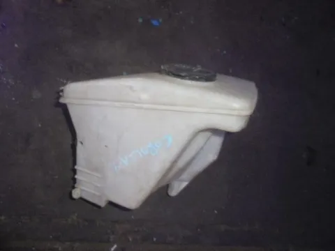 Δοχείο Υαλοκαθαριστήρων Με Μοτέρ για TOYOTA COROLLA (1997 - 1999) (A111) Δοχείο Υαλοκαθαριστήρων Με Μοτέρ για TOYOTA COROLLA (1997 - 1999) (A111)