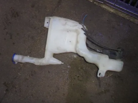 Δοχείο Υαλοκαθαριστήρων Με Μοτέρ για FORD FIESTA (2008 - 2012) Mk6 (JA8) Δοχείο Υαλοκαθαριστήρων Με Μοτέρ για FORD FIESTA (2008 - 2012) Mk6 (JA8)