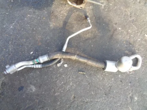 Σωλήνας A-C 64536927536 για BMW 1 Series (2004 - 2007) (E87)  *Δ* Σωλήνας A-C 64536927536 για BMW 1 Series (2004 - 2007) (E87)  *Δ*