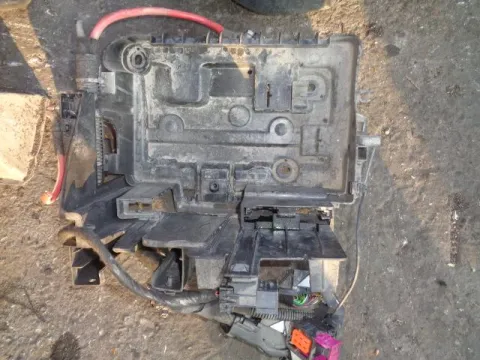 Βάση Μπαταρίας για OPEL CORSA (2006 - 2011) D , (2011 - 2014) D *Δ* Βάση Μπαταρίας για OPEL CORSA (2006 - 2011) D , (2011 - 2014) D *Δ*