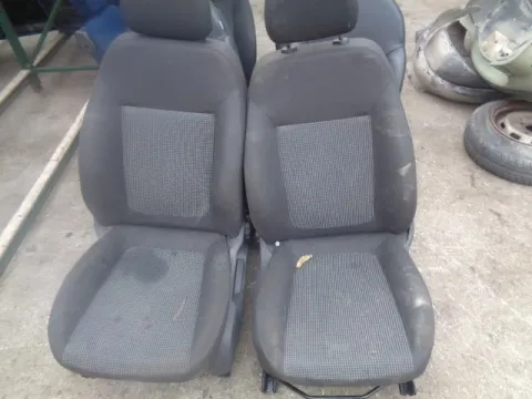 Καθίσματα Εμπρός για OPEL CORSA (2011 - 2014) D *Α* Καθίσματα Εμπρός για OPEL CORSA (2011 - 2014) D *Α*