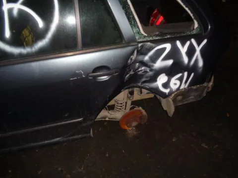 Τροπέτο Πίσω Με Άξονα Με Θόλους Και Σασί για SKODA FABIA (2000 - 2004) (6Y) S-Wagon - 5dr *ΔΒ* -  Τροπέτο Πίσω Με Άξονα Με Θόλους Και Σασί για SKODA FABIA (2000 - 2004) (6Y) S-Wagon - 5dr *ΔΒ* -