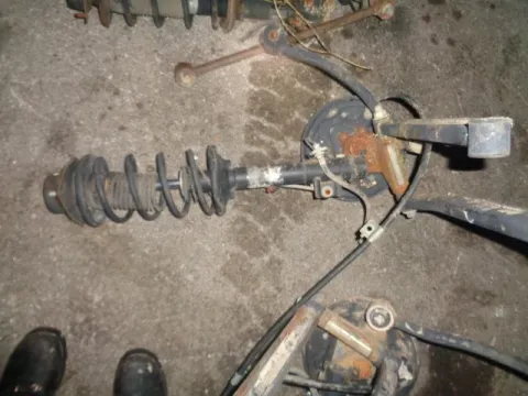 Άκρο Πλήρες Πίσω Αριστερό Με Ταμπούρο για NISSAN PRIMERA (1990 - 1993) (P10) , (1994 - 1996) (P10) *Α* Άκρο Πλήρες Πίσω Αριστερό Με Ταμπούρο για NISSAN PRIMERA (1990 - 1993) (P10) , (1994 - 1996) (P10) *Α*