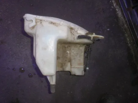Δοχείο Υαλοκαθαριστήρων Με Μοτέρ για TOYOTA COROLLA (1997 - 1999) (A111) Δοχείο Υαλοκαθαριστήρων Με Μοτέρ για TOYOTA COROLLA (1997 - 1999) (A111)