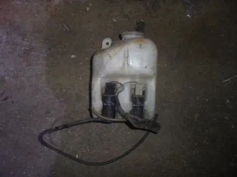 Δοχείο Υαλοκαθαριστήρων Με Μοτέρ για DAIHATSU TERIOS (1997 - 2000) (J100) Δοχείο Υαλοκαθαριστήρων Με Μοτέρ για DAIHATSU TERIOS (1997 - 2000) (J100)
