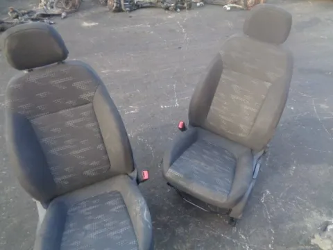 Καθίσματα Εμπρός **Α** για OPEL CORSA (2006 - 2011) D , (2011 - 2014) D Καθίσματα Εμπρός **Α** για OPEL CORSA (2006 - 2011) D , (2011 - 2014) D
