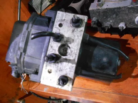 Μονάδα ABS 0265222006 για SEAT IBIZA (2002 - 2006) (6LZ) Μονάδα ABS 0265222006 για SEAT IBIZA (2002 - 2006) (6LZ)